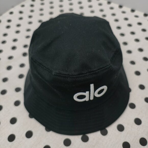 NWT ALO Yoga Black Fundamental Bucket Hat - Picture 3 of 5